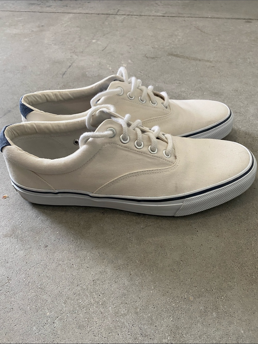 Sperry Men's Cream Canvas Low-Top Sneakers - Picture 4 of 7